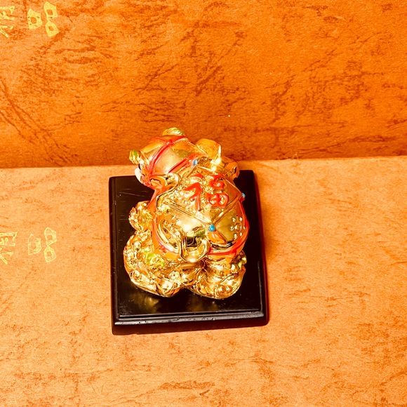 Feng Shui Golden Elephant For The Lunar New Year.  Luck, Protection, Wea… - Picture 14 of 16